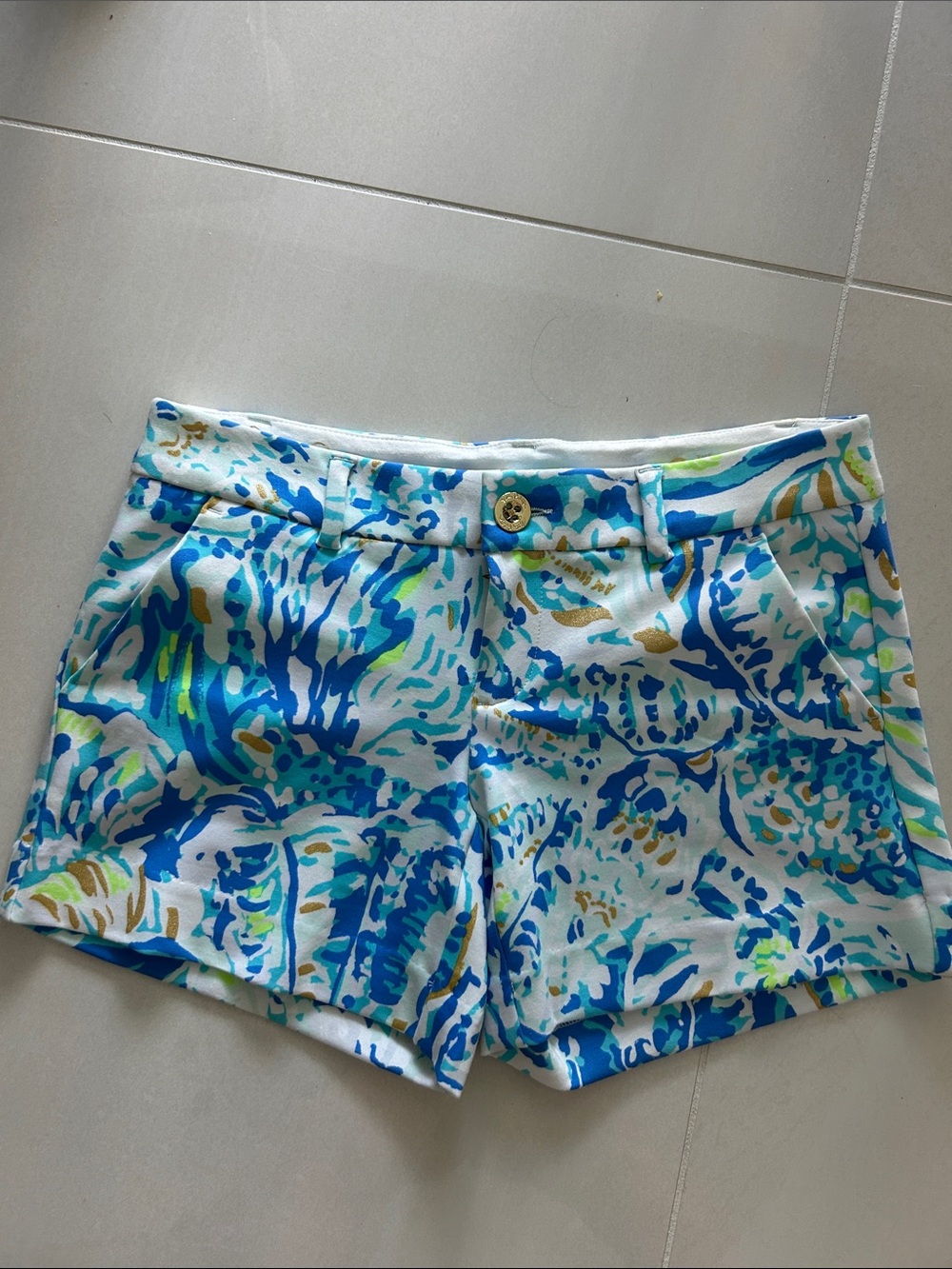 Lilly Pulitzer Callahan Stretch Blue Floral Shorts 5” inseam